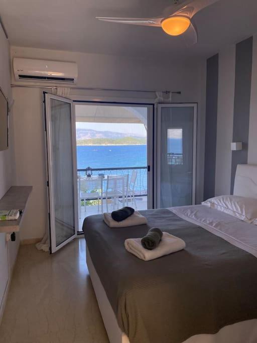 Summer Senses In Kassiopi Exterior photo